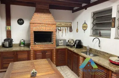 Vila livieiro sobrado 125m², 3 dormitórios, 2 suítes, varanda gourmet, 2 vagas, ótima localização e valor !!!