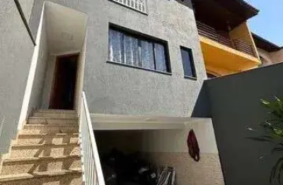 Santo andré sobrado reformado 113m², 3 dormitórios, 1 suíte, espaço gourmet, 3 vagas, ótima localização e valor  !!!