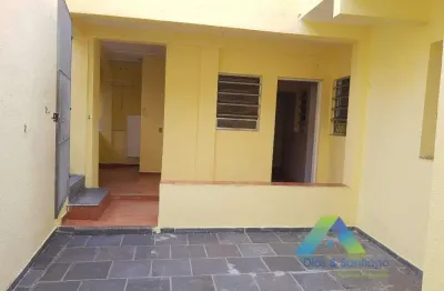 Vila com 4 casas mais 1 sobrado a 3 quadras do metrô são judas
