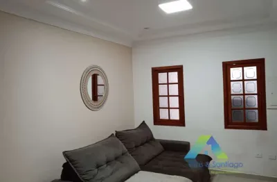 Casa para venda com 2 dormitórios, 1 suíte e 2 banheiros na vila das mercês!!