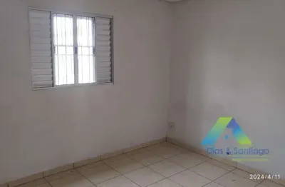 Casa 2 quartos e salão 300 metros e vaga para 10 carros