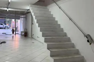 Prédio comercial com 3 salas e 2 banheiros para alugar em pinheiros!!
