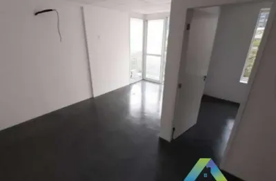 Sala comercial à venda na Rua Pirapitingui, Liberdade, São Paulo