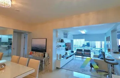 Lindo apartamento mobiliado a poucos minutos da estação do metro saúde.