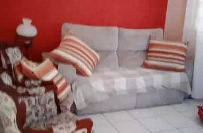 Sobrado com 3 dormitórios e 2 banheiros na vila prudente  ao lado do metrô !!