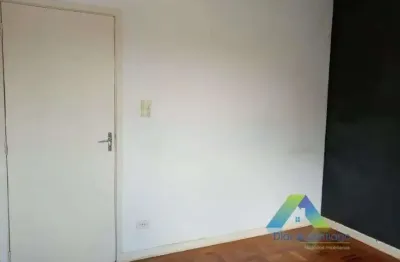 Casa sobrado com 2 dormitórios para locação em cursino/sp!