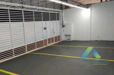 Casa fins residencial ou comercial com localização privilegiada a 500mts do aeroporto congonhas com terreno 10x30