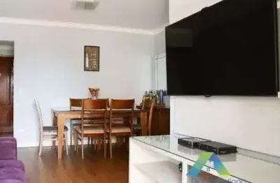 Apartamento com 64m²  com 02 quartos 02 banheiros proximo ao metro