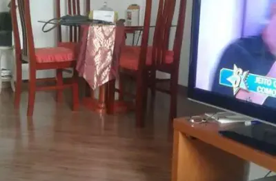 Apartamento em 61m² com 3  dormitórios, 1 suíte e 2 vagas de garagem coberta em localização privilegiada na vila das mercês/saúde.