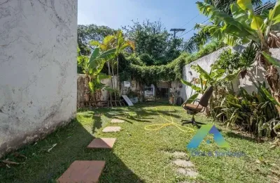 Casa com 4 quartos e 2 banheiros à venda, 235 m² por r$ 800.000,00