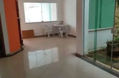 Lindo sobrado 3 suites, 4 vagas, espaço gourmet localização privilegiada com excelente valor !