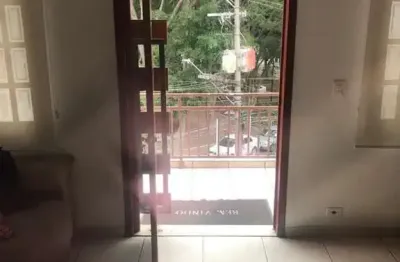 Casa mobiliada com 3 dormitórios e 2 banheiros em vila das mercês, são paulo/sp
