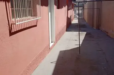 Terreno com 4 casas para renda em vila das mercês/sp!