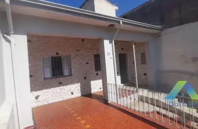 Excelente casa térrea com 100m² em 2 dormitórios e 1 vaga de garagem coberta com localização privilegiada próximo do metrô vila prudente.