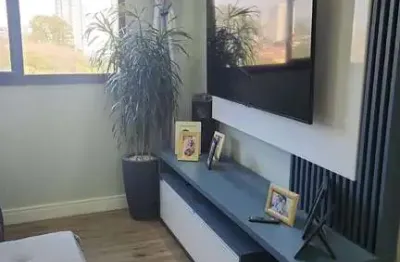 Apartamento reformado com 2 dormitórios em vila arapuã/sp!