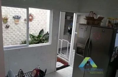 Lindo sobrado jardim aeroporto !!! 145 metros, 3 dormitórios, 2 vagas ótimo valor e localização.