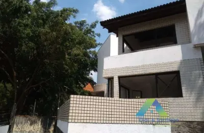 Morumbi sobrado alto padrão 800 metros, 4 dormitórios, 3 suítes, 4 salas, 8 vagas com ótima localização e valor !!!
