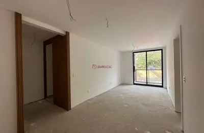 Apartamento com 3 quartos sendo 1 suíte em agriões - teresópois/rj.