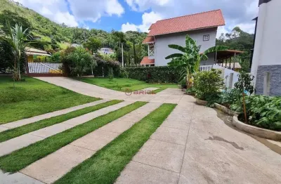 Casa com 3 quartos sendo 1 suíte em condomínio em sebastiana - teresópolis/rj.
