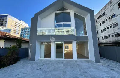 Casa comercial ou residencial à venda no alto - teresópolis/rj.