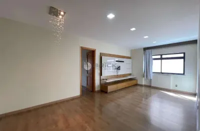 Apartamento de 3 quartos sendo 1 suíte com varanda na várzea, teresópolis/rj.