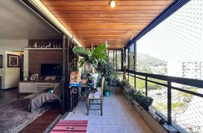 Apartamento para venda com 4 quartos sendo 2 suítes e 1 dependência completa, 210 m² em agriões - teresópolis/rj.