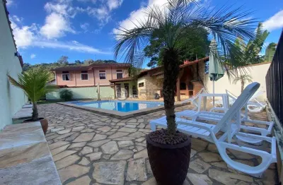 Casa para venda com 2 quartos, 60 m² no parque do imbuí - teresópolis/rj.