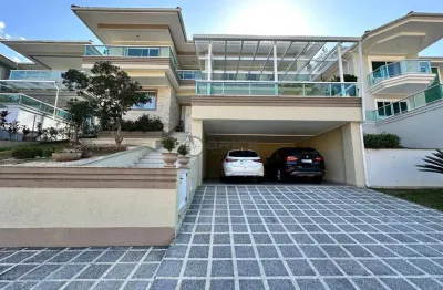 Casa com 4 suítes em condomínio no panorama - teresópolis/rj.