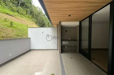 Apartamento para locação com 2 quartos sendo 1 suíte, 79 m² no alto - teresópolis/rj.