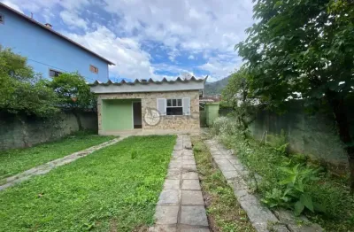 Casa para locação com 2 quartos, 80 m² em fátima - teresópolis/rj.