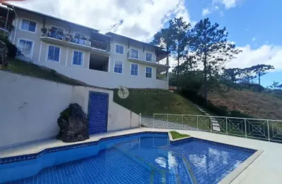 Casa à venda com 3 quartos sendo 2 suítes, 200 m² em vargem grande - teresópolis/rj.