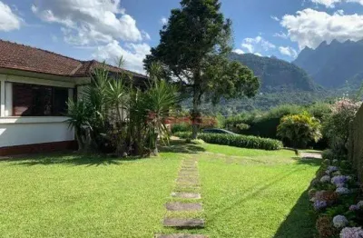 Casa linear com 3 quartos e + uma casa em anexo no caxangá - teresópolis/rj.