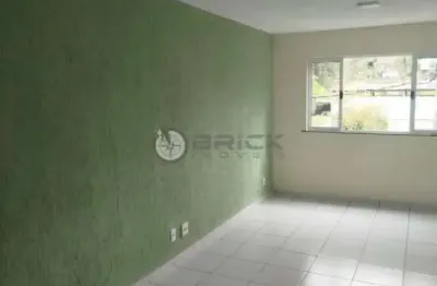 Apartamento à venda com 2 quartos, 52.35 m² no ermitage - teresópolis/rj.