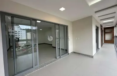 Apartamento à venda com 3 quartos sendo 1 suíte, 151.77 m² em agriões - teresópolis/rj.