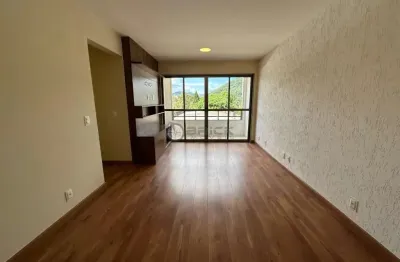 Apartamento à venda com 2 quartos sendo 1 suíte, 69 m² no Alto - Teresópolis/RJ.