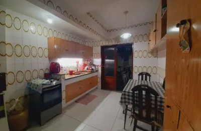 Apartamento com 2 quartos, 59 m² na várzea - teresópolis/rj