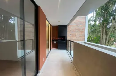 Apartamento à venda com 2 quartos sendo 1 suíte, 77 m² em agriões - teresópolis/rj