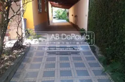 Casa com 3 quartos à venda na rua olímpio de castro, jardim sulacap, rio de janeiro, 143 m2 por r$ 649.000