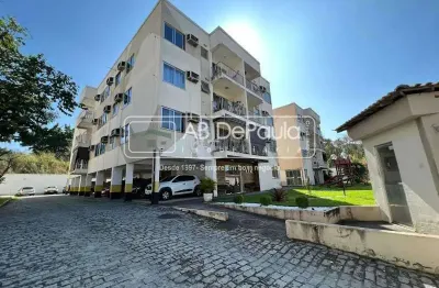 Jardim sulacap - apartamento 02 quartos, segundo andar, sala com varanda