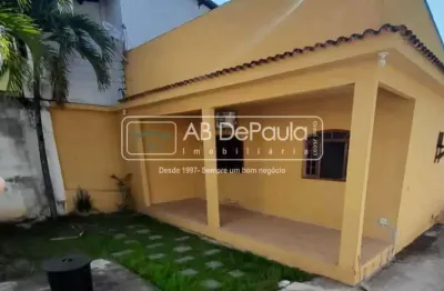 Casa com 4 quartos à venda na rua francisco, praça seca, rio de janeiro, 198 m2 por r$ 315.000