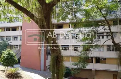 Apartamento com 3 quartos à venda na estrada do cafundá, taquara, rio de janeiro, 57 m2 por r$ 175.000