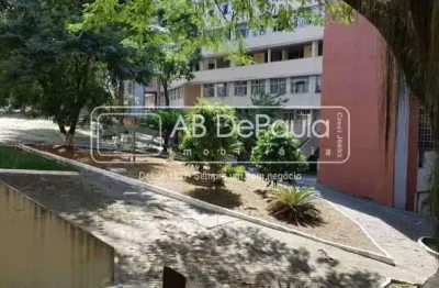 Apartamento com 3 quartos à venda na estrada do cafundá, taquara, rio de janeiro, 57 m2 por r$ 175.000