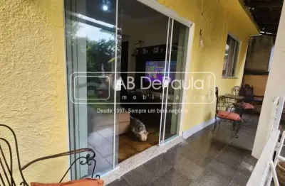 Casa com 2 quartos à venda na rua mário barbedo, vila valqueire, rio de janeiro, 198 m2 por r$ 650.000