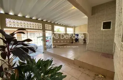 Casa com 2 quartos à venda na rua franciscos de figueiredo, jardim sulacap, rio de janeiro, 107 m2 por r$ 270.000