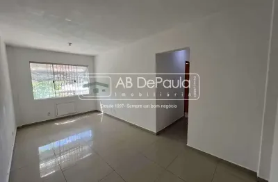 Apartamento com 2 quartos para alugar na rua carinhanha, magalhães bastos, rio de janeiro, 51 m2 por r$ 850