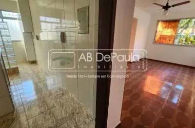 Apartamento com 2 quartos à venda na rua guilherme fernandes, jardim sulacap, rio de janeiro, 55 m2 por r$ 200.000