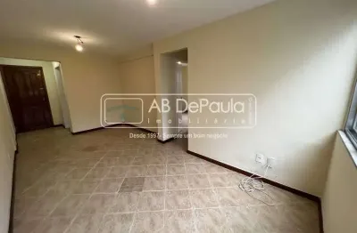 Apartamento com 2 quartos para alugar na rua guilherme francisco cruz, jardim sulacap, rio de janeiro, 58 m2 por r$ 1.300