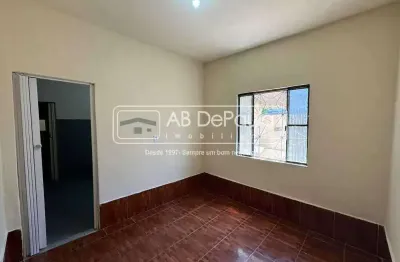 Kitnet / stúdio para alugar na rua brigadeiro dias costa, realengo, rio de janeiro, 40 m2 por r$ 900