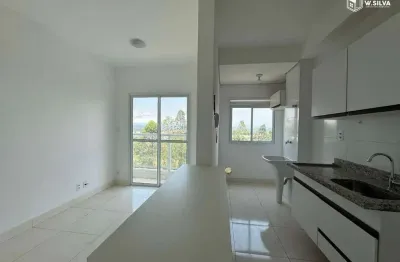 Lindo apartamento 2 quartos, 2 vagas de garagem cobertas, andar alto, vista verde