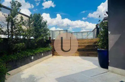 Cobertura reformada; 4 suítes; 4 vagas; piscina privativa; vista panorâmica
